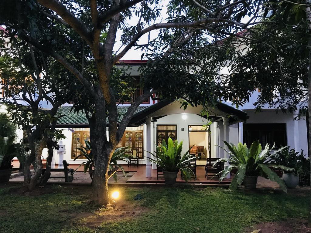 Pearl House Resort อนุราธปุระ ภายนอก รูปภาพ